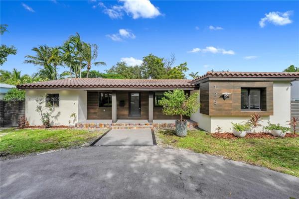 125 NE 107th St, Miami, Florida 33161, image 1