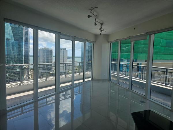 Infinity At Brickell, 60 SW 13th St #1900, Miami, Florida 33130, image 1