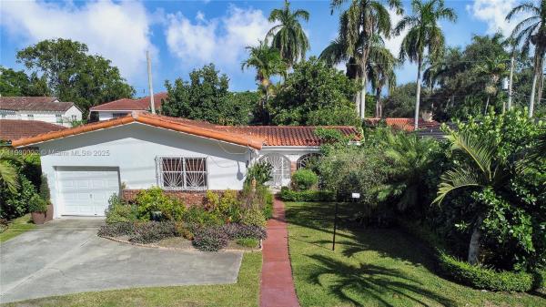 Coral Gables Country Club, 2711 Red Rd, Coral Gables, Florida 33155, image 1