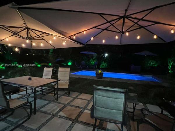 Arch Creek Estates, 1430 NE 149th St, Golden Glades, Florida 33161, image 3