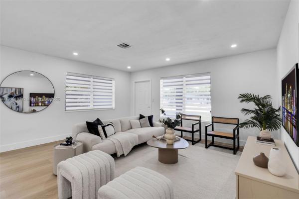 Boulevard Gardens, 515 NW 30th Ter, Fort Lauderdale, Florida 33311, image 1