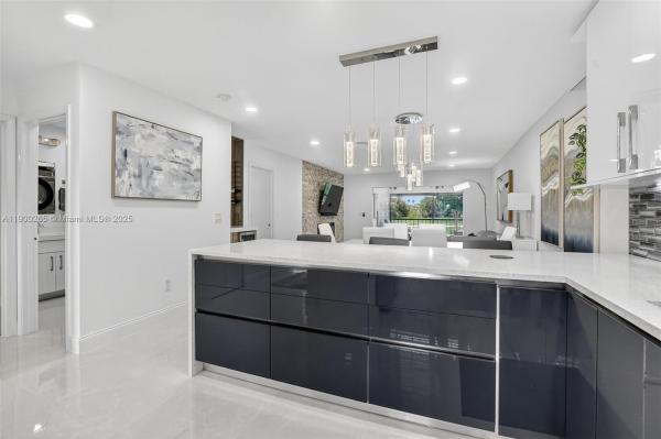 Glades Of Boca Lago, 21860 Arriba Real, Boca Raton, Florida 33433, image 2