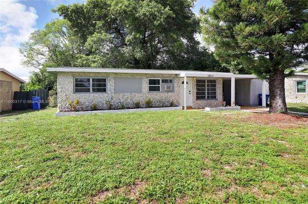 Lauderdale Manors, 1807 NW 15th Ave, Fort Lauderdale, Florida 33311, image 2