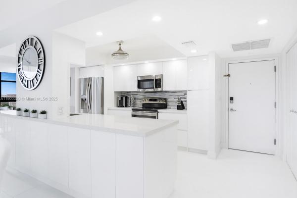 Avant Garde, 2017 S Ocean Dr #1510, Hallandale Beach, Florida 33009, image 1