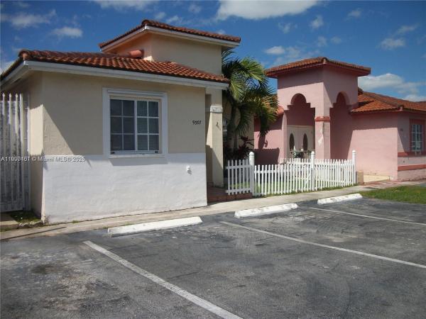 Los Palacios, 9307 NW 121st St #77, Hialeah Gardens, Florida 33018, image 1