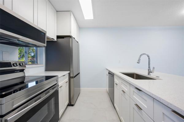 Cascades Of Lauderhill, 7900 NW 50th St #104, Lauderhill, Florida 33351, image 1