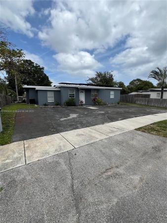 Pompano Beach Highlands, 1885 NE 53rd St, Pompano Beach, Florida 33064, image 2