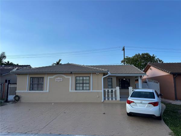 10075 NW 129th Ter #n/a, Hialeah, Florida 33018, image 1