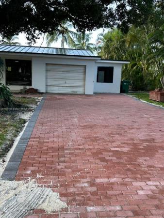 454 Dover Rd, Tequesta, Florida 33469, image 1