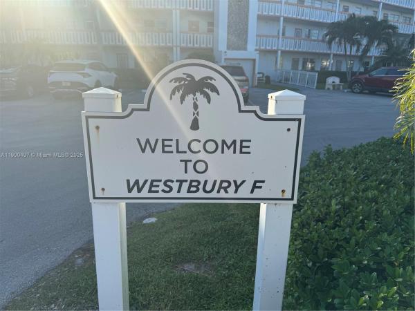 Westbury, 1011 Westbury F, Deerfield Beach, Florida 33442, image 2