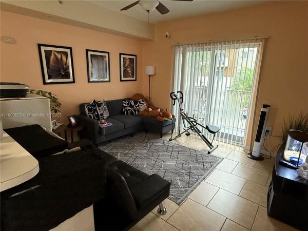 Paradise Pointe, 11050 SW 196th St #201, Cutler Bay, Florida 33157, image 1