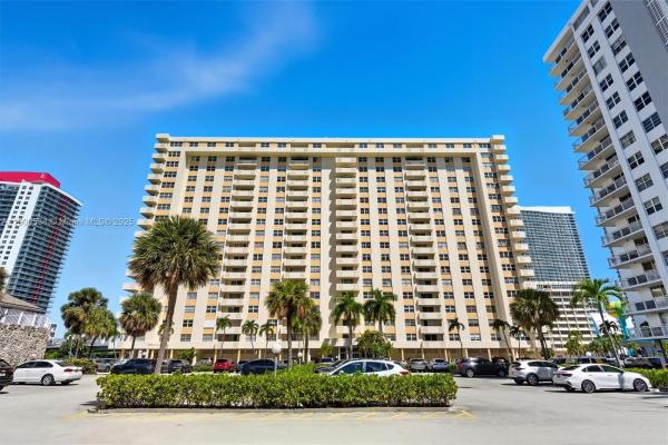 Plaza Towers, 1833 S Ocean Dr #1809, Hallandale Beach, Florida 33009, image 1