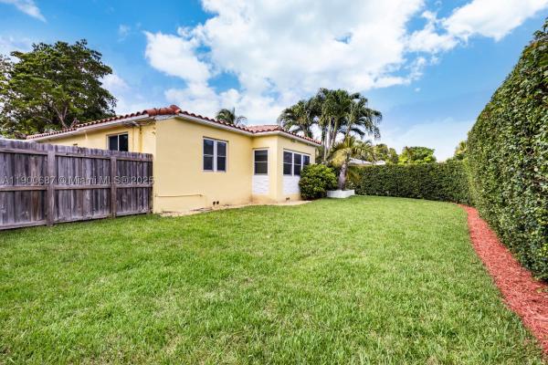 Brickell Estates, 1200 SW 18th St, Miami, Florida 33145, image 1