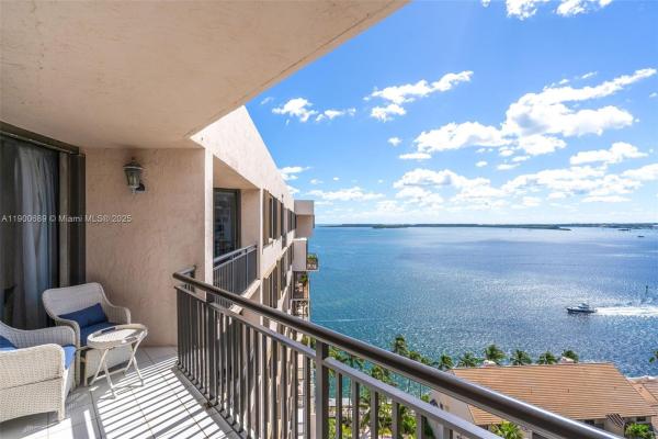 Brickell Key Two, 540 Brickell Key Dr #1813, Miami, Florida 33131, image 2