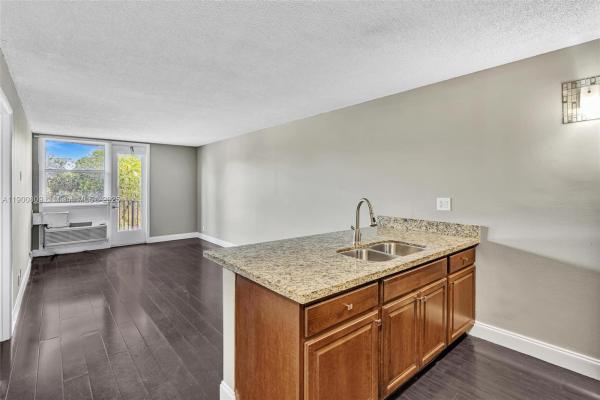 Coral Springs Tower Club 2, 2701 Riverside Dr #303-B, Coral Springs, Florida 33065, image 1