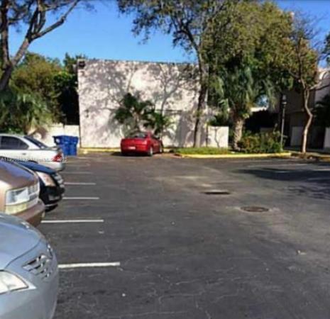 20 SW 68th St #60, South Miami, Florida 33143, image 1