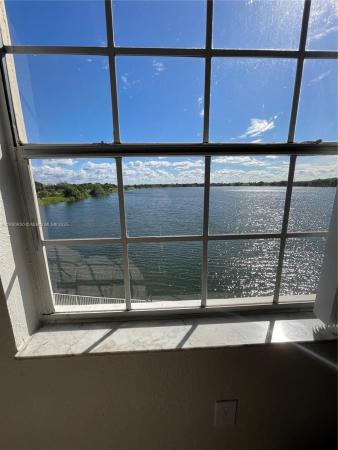 LakeView Club, 2831 N Oakland Forest Dr #304, Oakland Park, Florida 33309, image 1