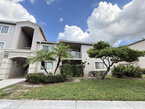Evergreen Lakes, 5015 Wiles Rd #207, Coconut Creek, Florida 33073, image 1