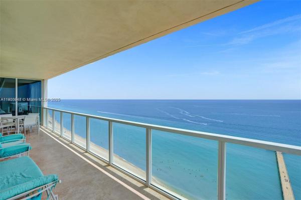 La Perla, 16699 Collins Ave #2402, Sunny Isles Beach, Florida 33160, image 1