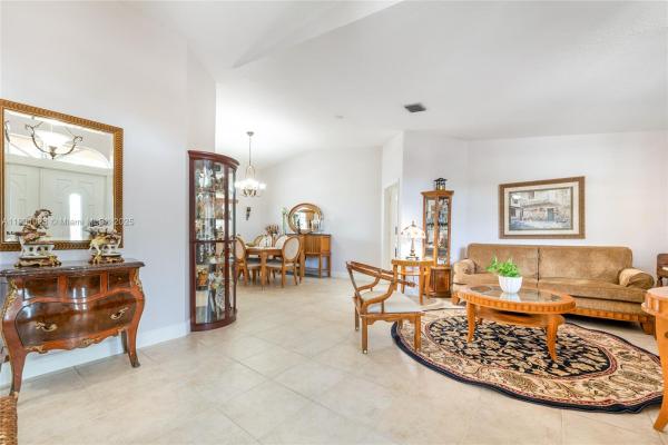 Amore, 3743 SW 133rd Pl, Tamiami, Florida 33175, image 3