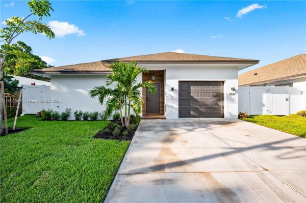 Lakeview Ridge, 1041 W Lakewood Rd, West Palm Beach, Florida 33405, image 1