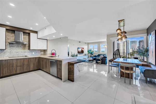 Turnberry Village South Tower, 19900 E Country Club Dr #1003, Aventura, Florida 33180, image 1