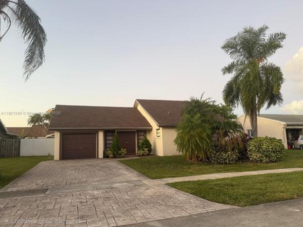 Windward Isle, 11701 NW 37th Pl #11701, Sunrise, Florida 33323, image 1