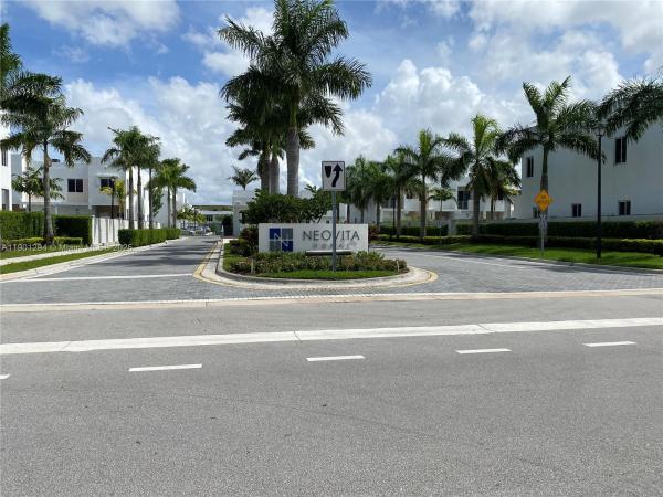 7227 NW 103rd Path, Doral, Florida 33178, image 1