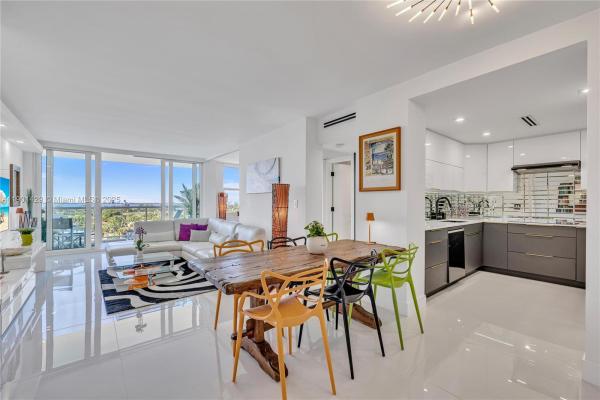 5600 Collins, 5600 Collins Ave #10H, Miami Beach, Florida 33140, image 1