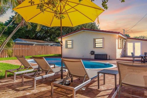 7711 Atlanta St, Hollywood, Florida 33024, image 1