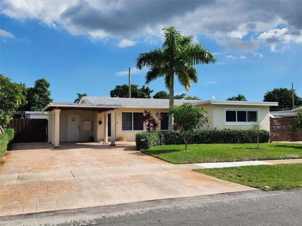 Fairfax Brolliar, 2140 SW 36th Ave, Fort Lauderdale, Florida 33312, image 3