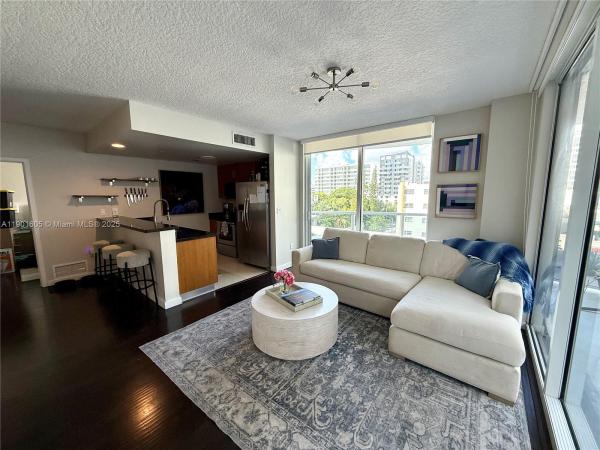 23 Biscayne Bay, 601 NE 23rd St #606, Miami, Florida 33137, image 1