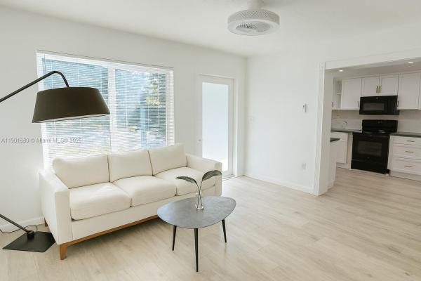 Hollywood Suburbs, 6317 Cleveland St, Hollywood, Florida 33024, image 3
