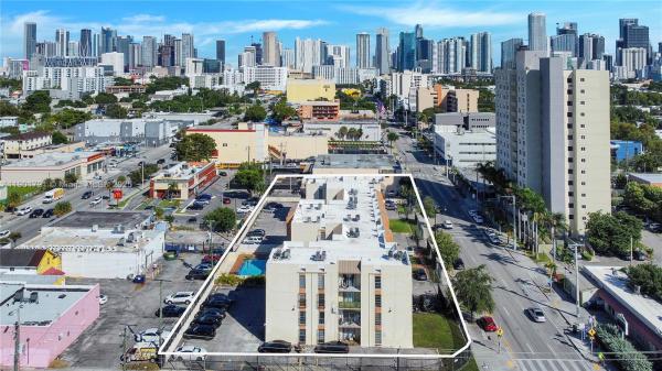 Miramar Terrace, 1051 SW 1st St #110, Miami, Florida 33130, image 2