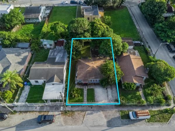 North Miami Estates, 1240 NW 38th St, Miami, Florida 33142, image 2