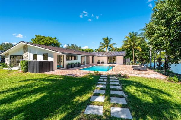 Kendall Lane Estates, 10945 SW 75th Ct, Pinecrest, Florida 33156, image 1