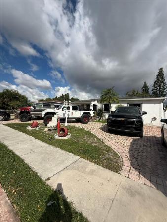 Logan Crest, 571 E 59th St #A, Hialeah, Florida 33013, image 1