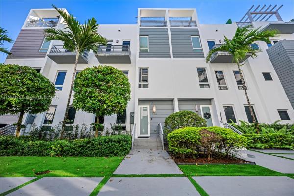 Contempo Townhomes, 9153 NW 33rd St, Doral, Florida 33172, image 1