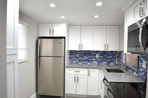 8045 SW 107th Ave #303, Unincorporated Dade County, Florida 33173, image 1