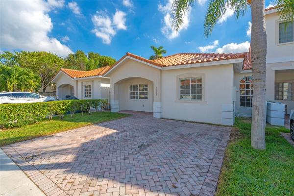 Eureka Palm Garden, 10908 SW 182nd Ln, West Perrine, Florida 33157, image 3