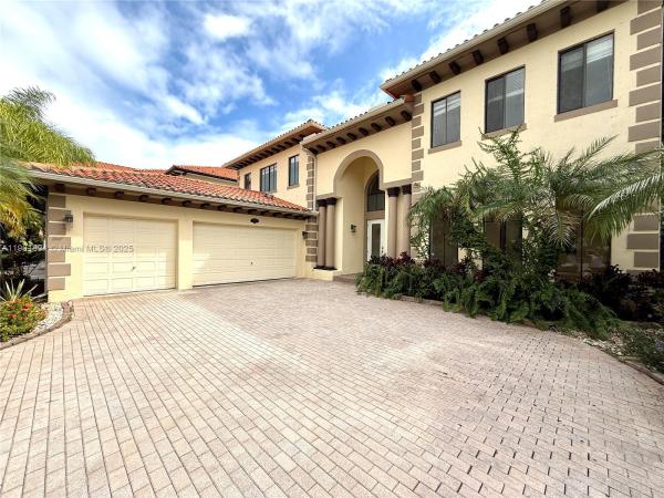 Cutler Cay, 7996 SW 195th St, Cutler Bay, Florida 33157, image 2