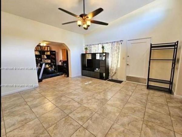 Dixie Gardens, 917 N 26th Ave, Hollywood, Florida 33020, image 3