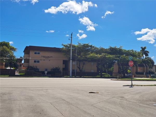 9954 SW 88th St #212-2, Unincorporated Dade County, Florida 33176, image 1