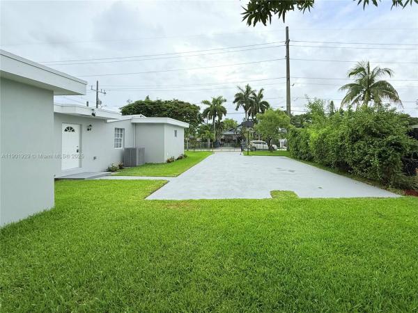 Carver Ranches, 4340 SW 19th St, West Park, Florida 33023, image 1