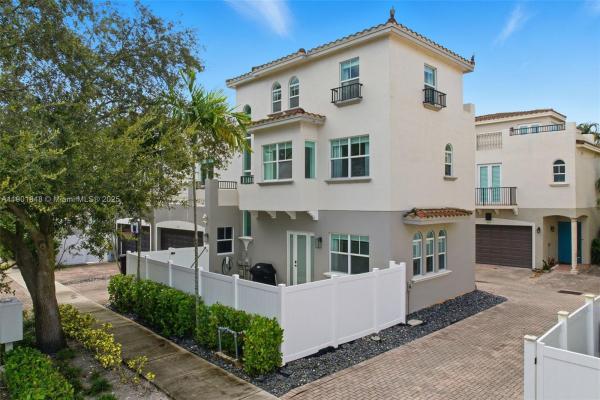 623 NE 11th Ave, Fort Lauderdale, Florida 33316, image 1