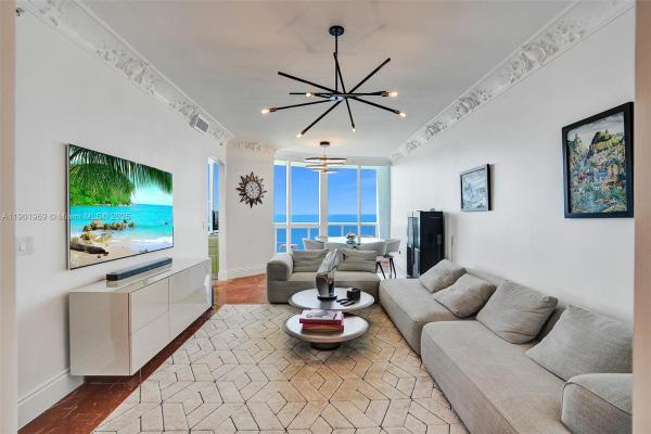 Trump Royale, 18201 Collins Ave #3809, Sunny Isles Beach, Florida 33160, image 1
