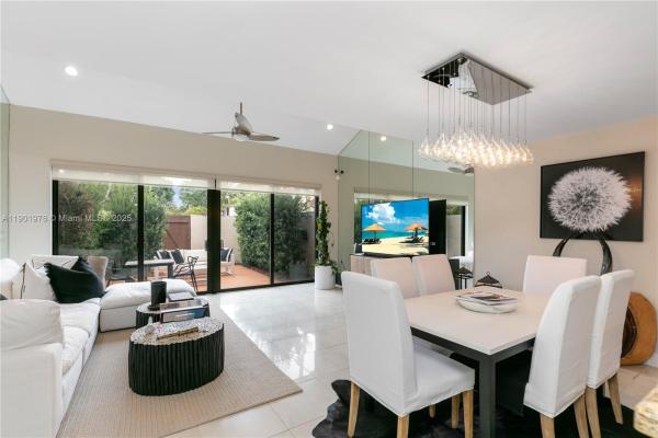 8880 SW 133rd Pl #E, Unincorporated Dade County, Florida 33186, image 1