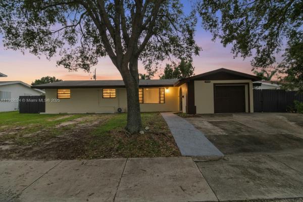 11120 SW 176th St, Miami, Florida 33157, image 1