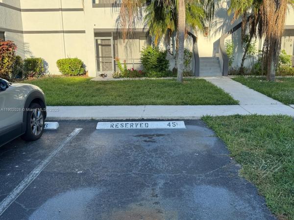 Racquet Club At Bonaventure, 161 Lakeview Dr #102, Weston, Florida 33326, image 1