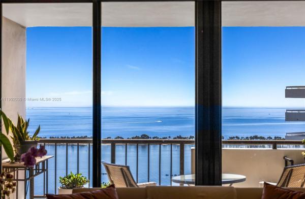 Villa Regina, 1581 Brickell Ave #2104, Miami, Florida 33129, image 2